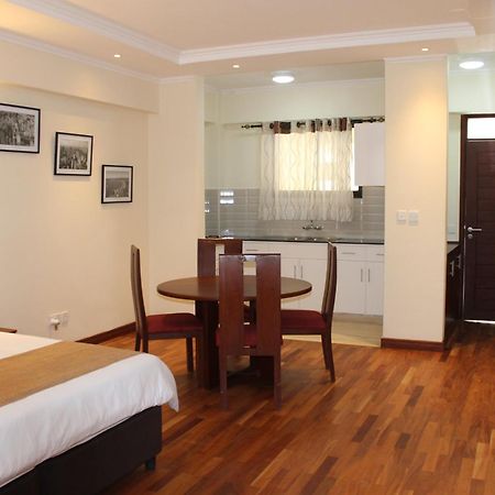 Cranes Suites Kitale Exterior photo
