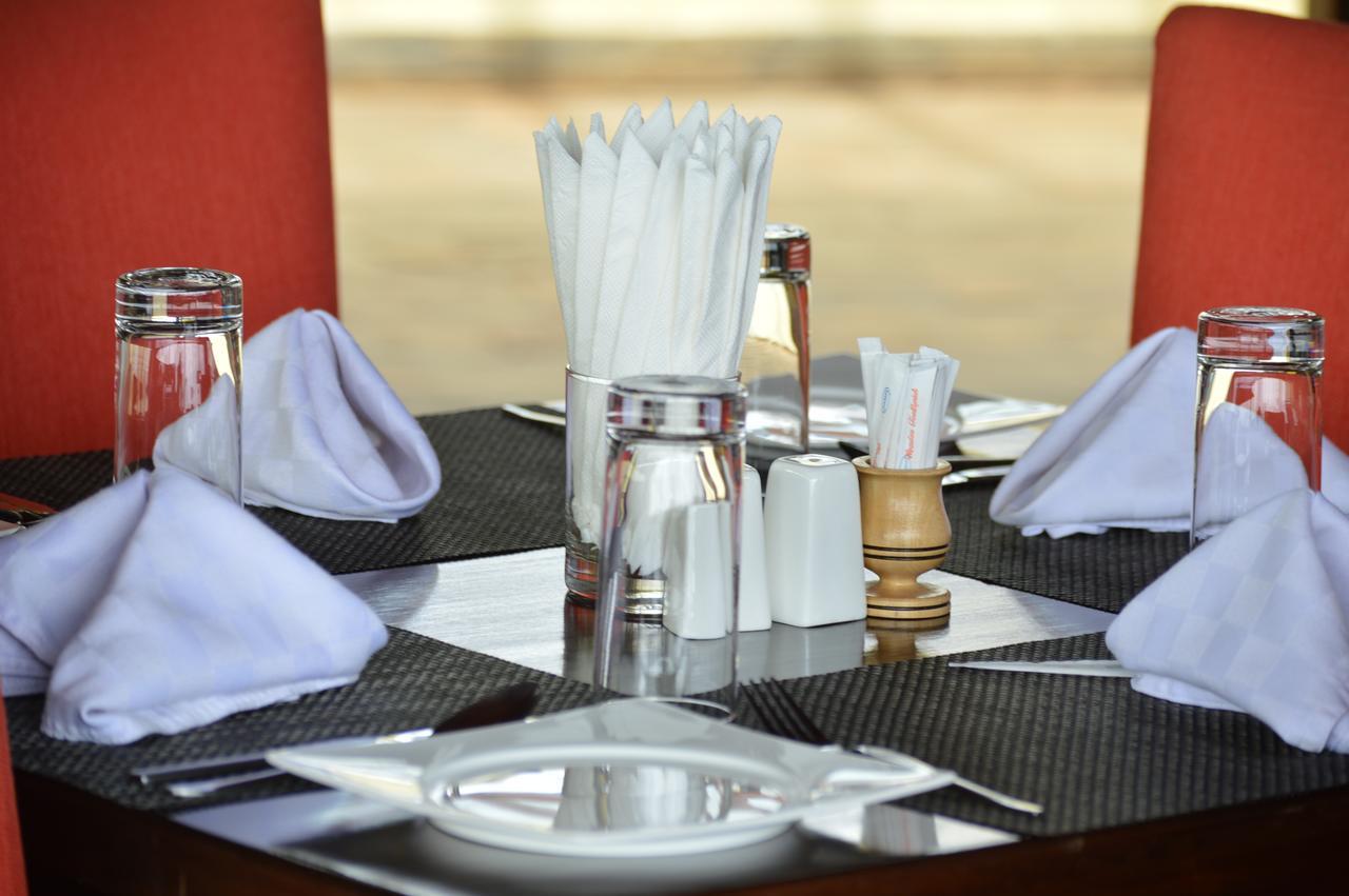 Cranes Suites Kitale Exterior photo